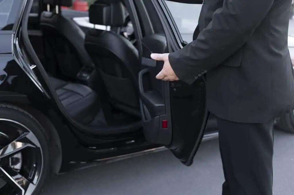 Lincoln Continental Sedan 2023 banner